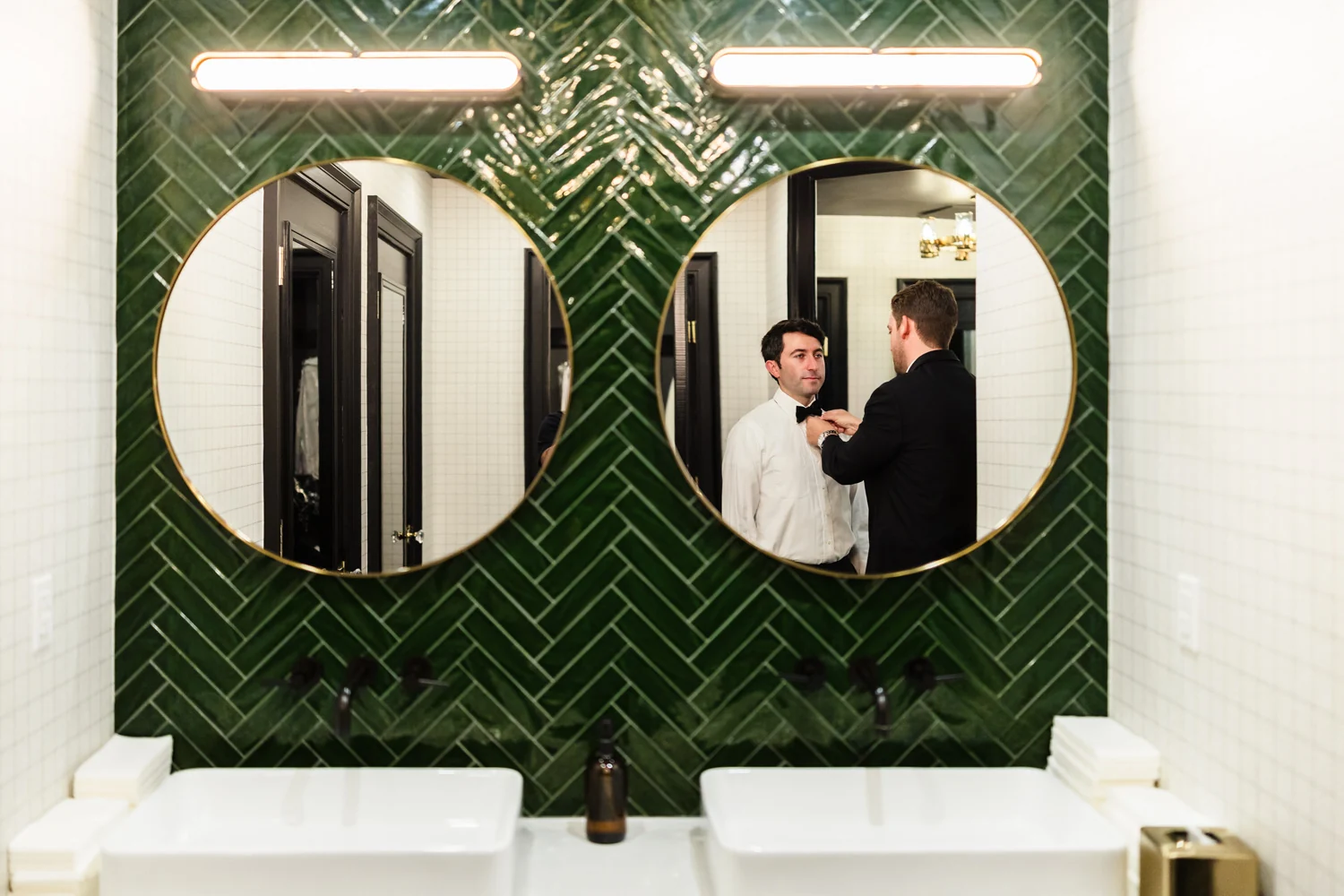 Crystal Plaza wedding photo by George Pompilio Photography — image 4