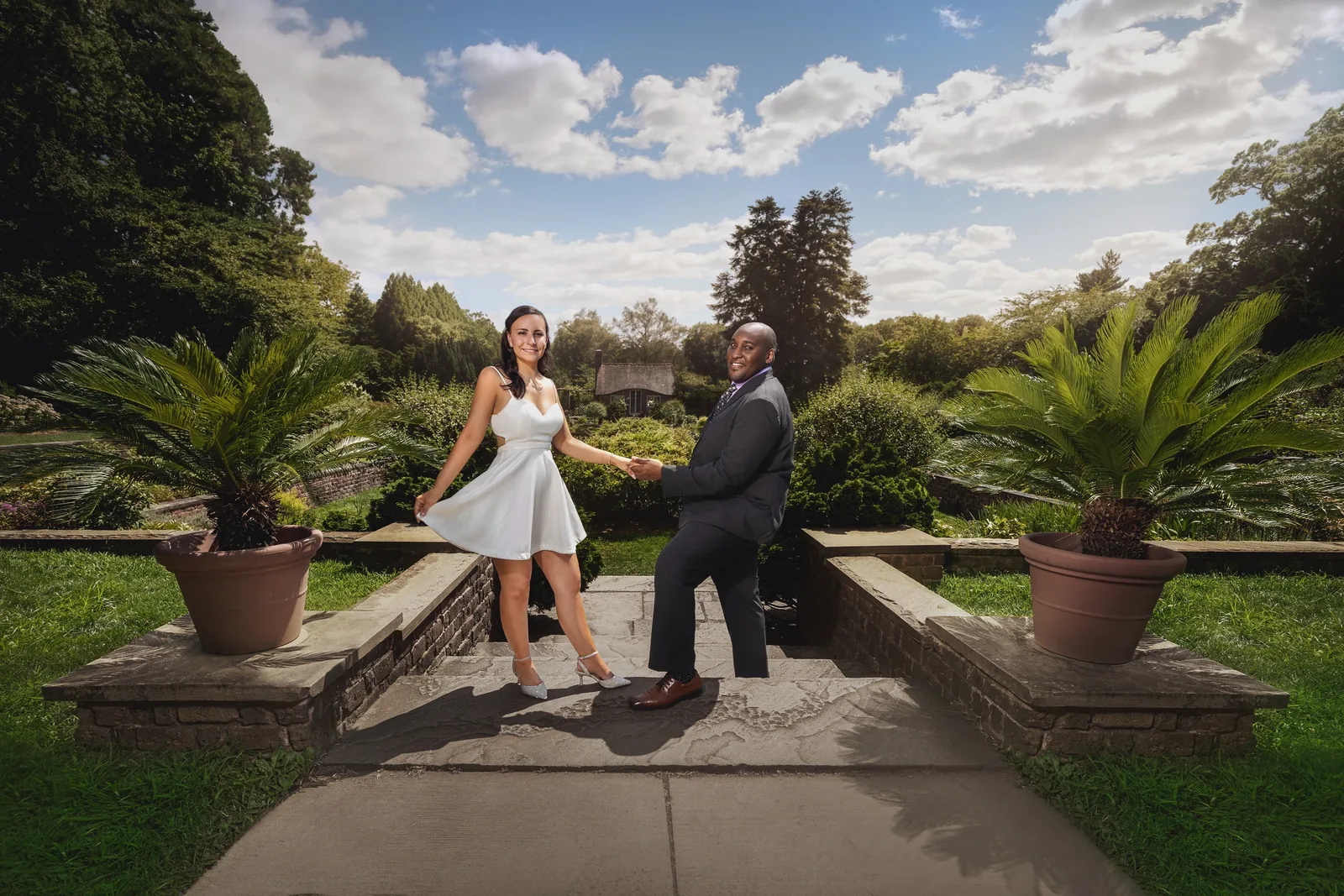 Engagement couple holding hands in a botanical garden — George Pompilio Photography